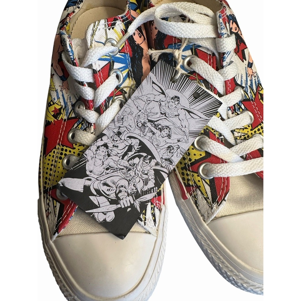 Converse x DC Comics Wonder Woman Sneakers Chuck Taylor All Star Low M 5 W 7 NEW - Picture 3 of 9